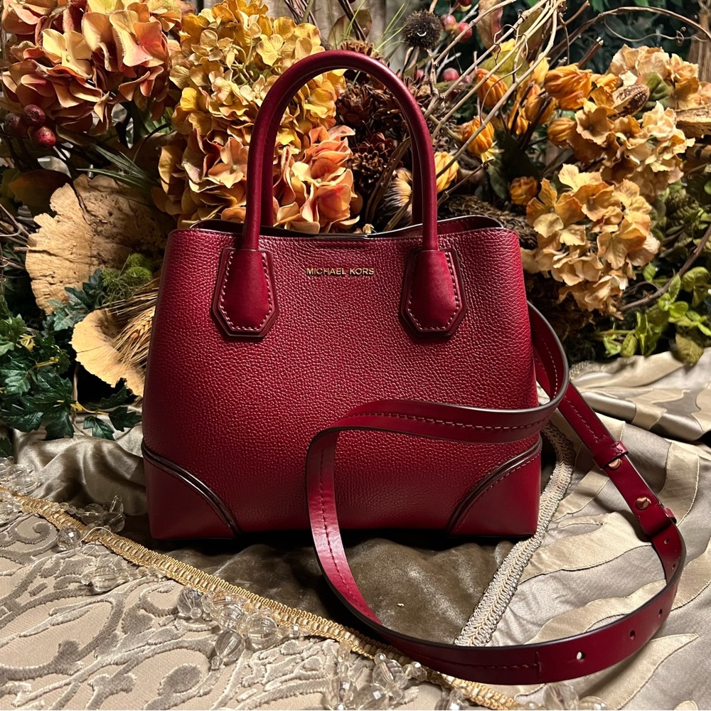 SOLD Michael Kors Mercer Gallery Small Studio Satchel - Picture 10 of 12